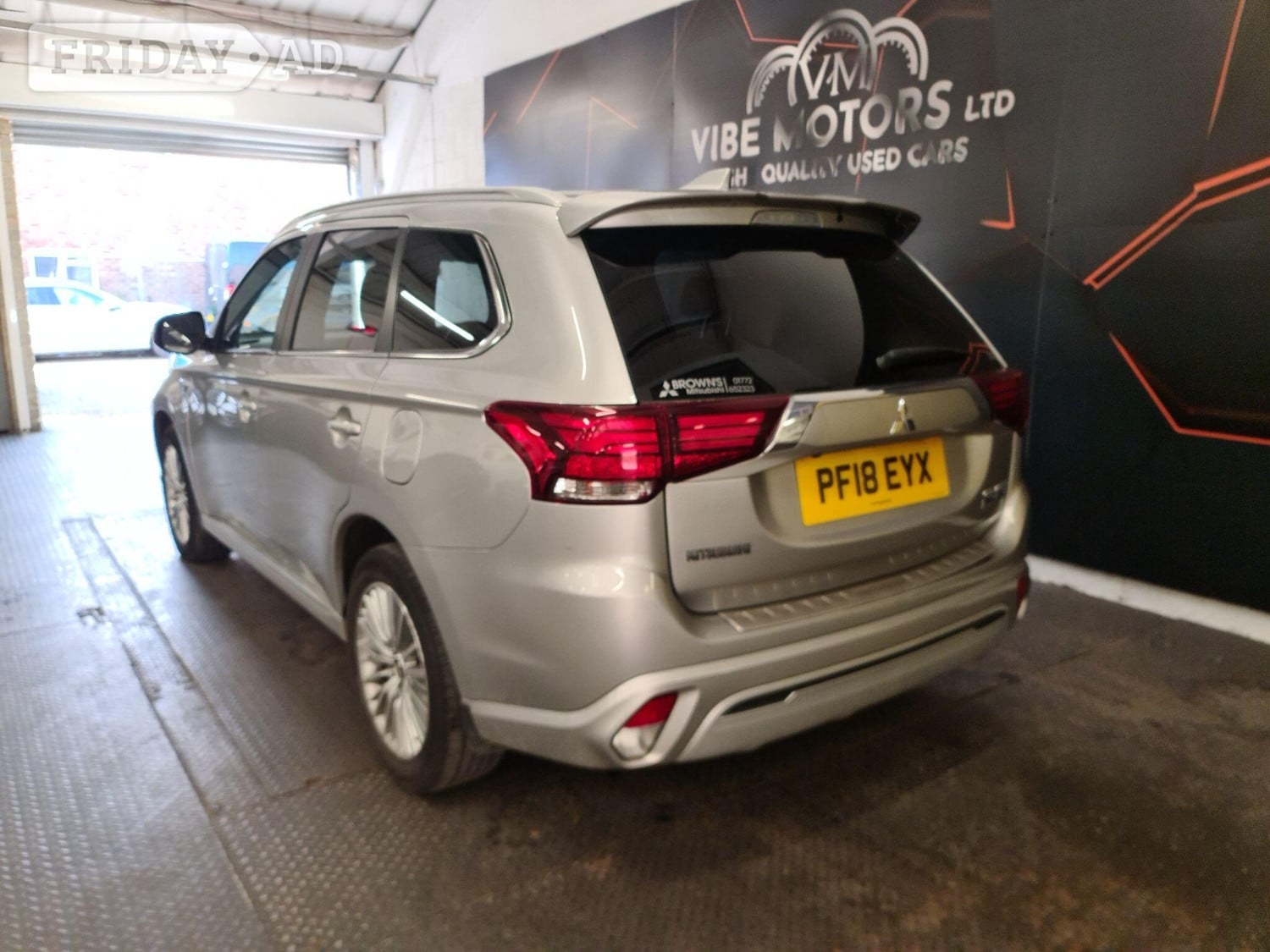 [ berth ]Mitsubishi Outlander