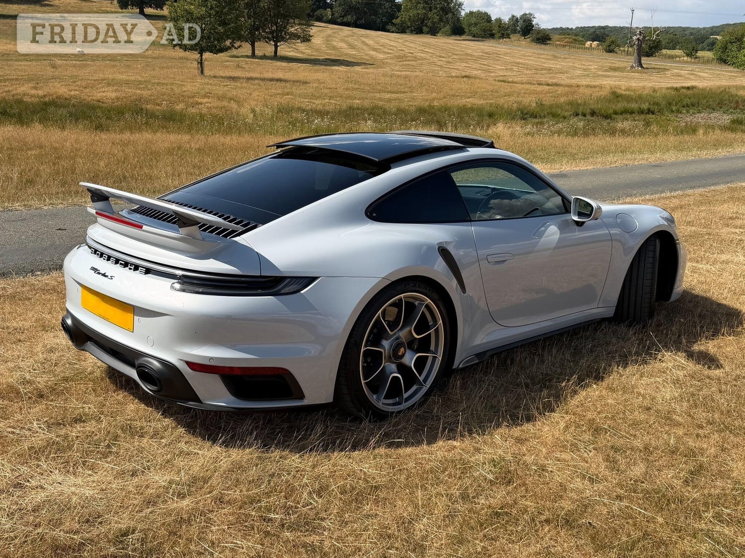 Porsche 911 2023 - Cars