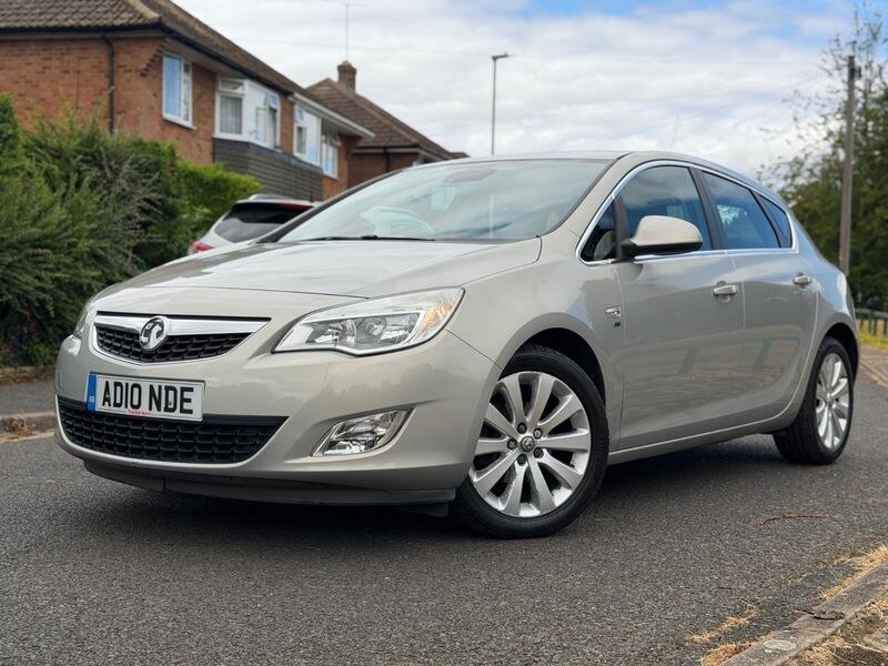 Vauxhall Astra 2010 - Cars in Luton