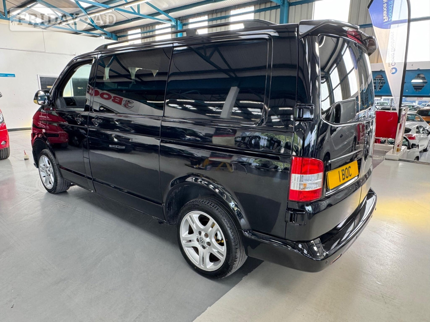 Volkswagen Transporter 2011 - Vans & Commercial Vehicles