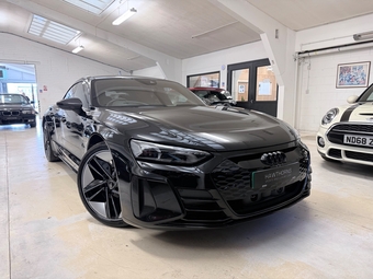 Audi RS e-tron GT 2021