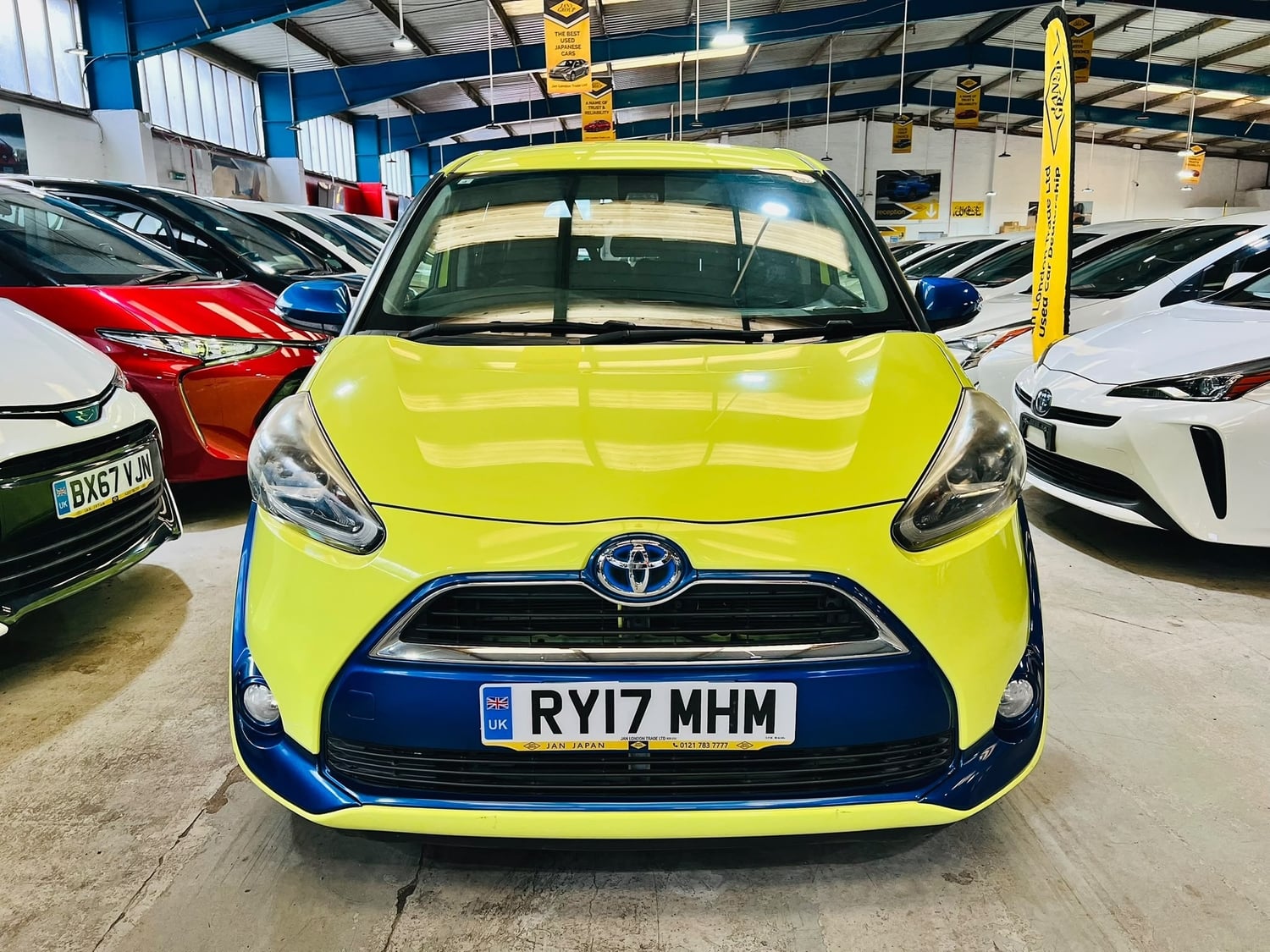 [ berth ]Toyota Sienta