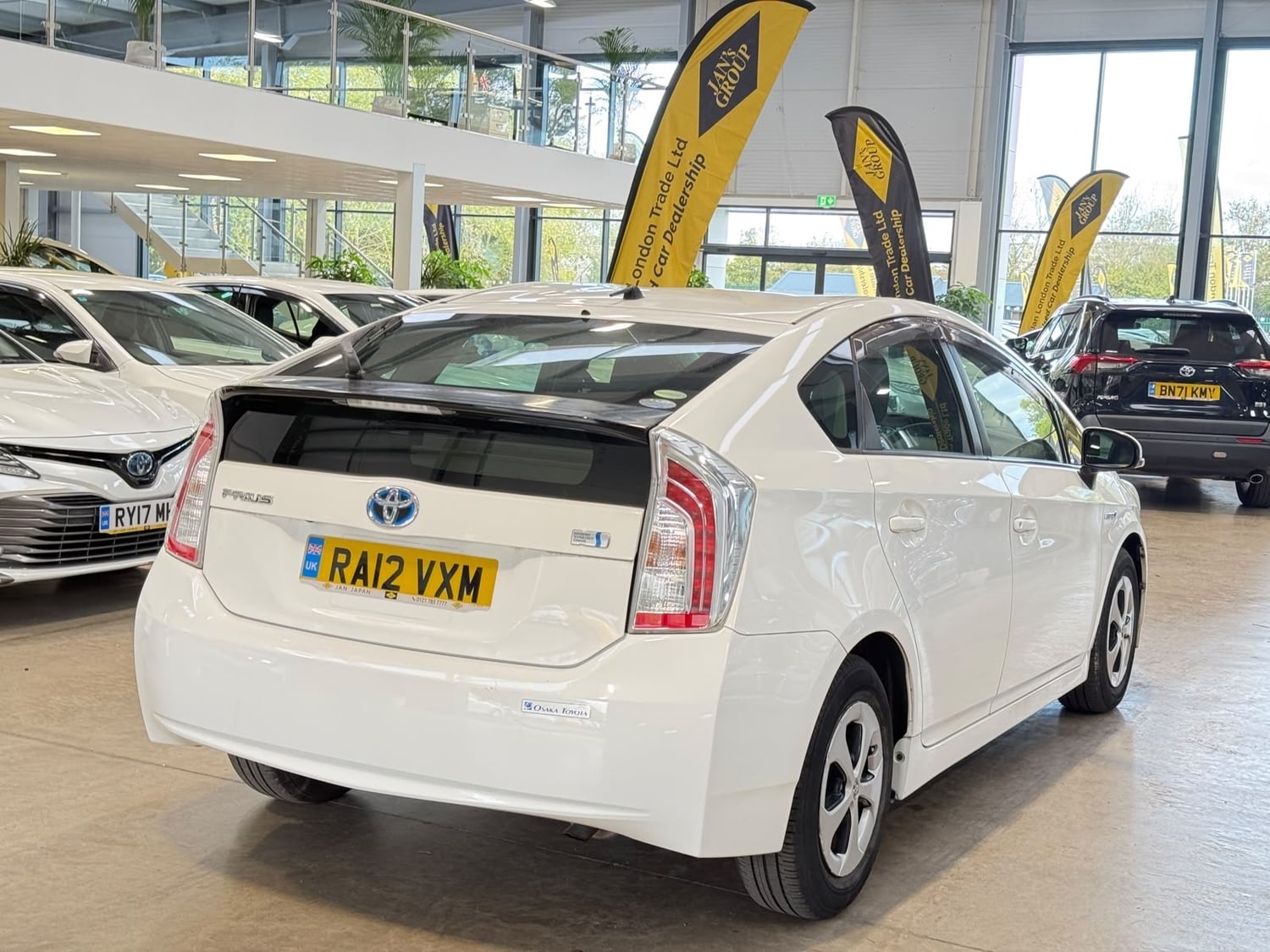 [ berth ]Toyota Prius
