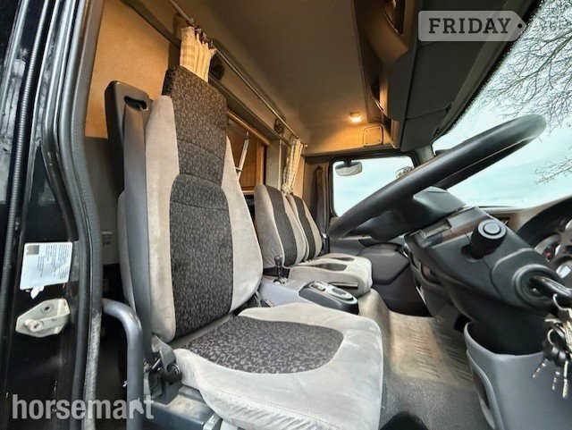 Oakley  DAF Horsebox - Trailers & Horseboxes in Banbury
