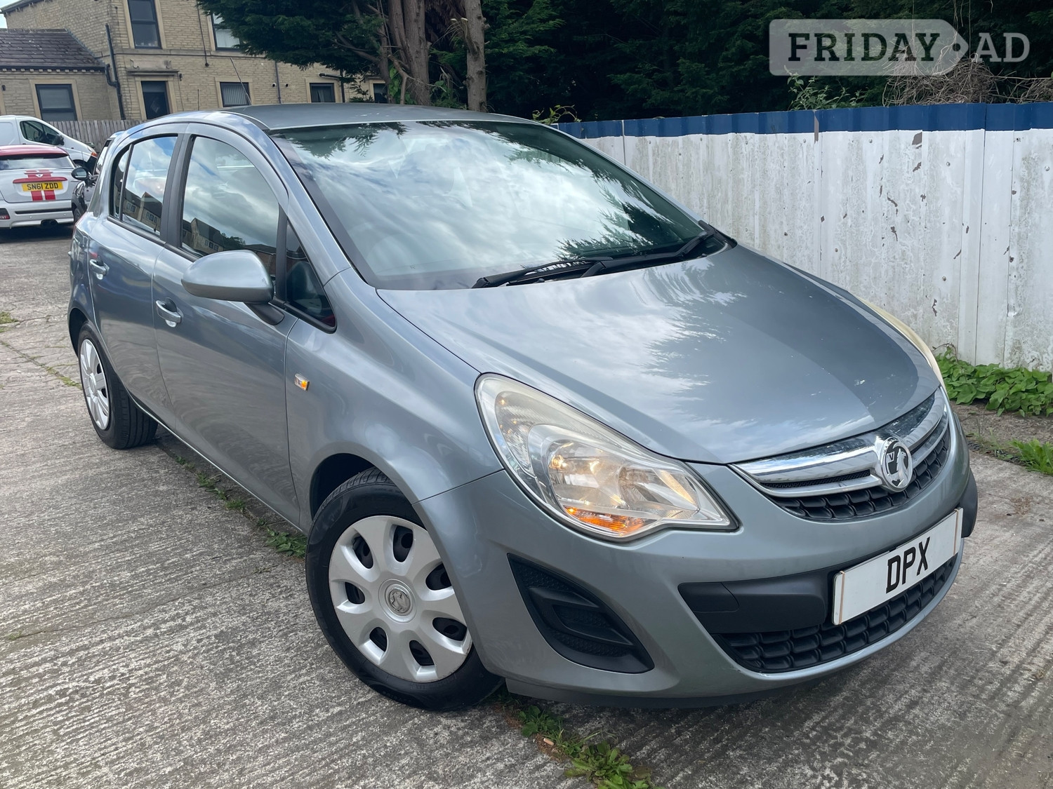 Vauxhall Corsa 2012 in Liversedge