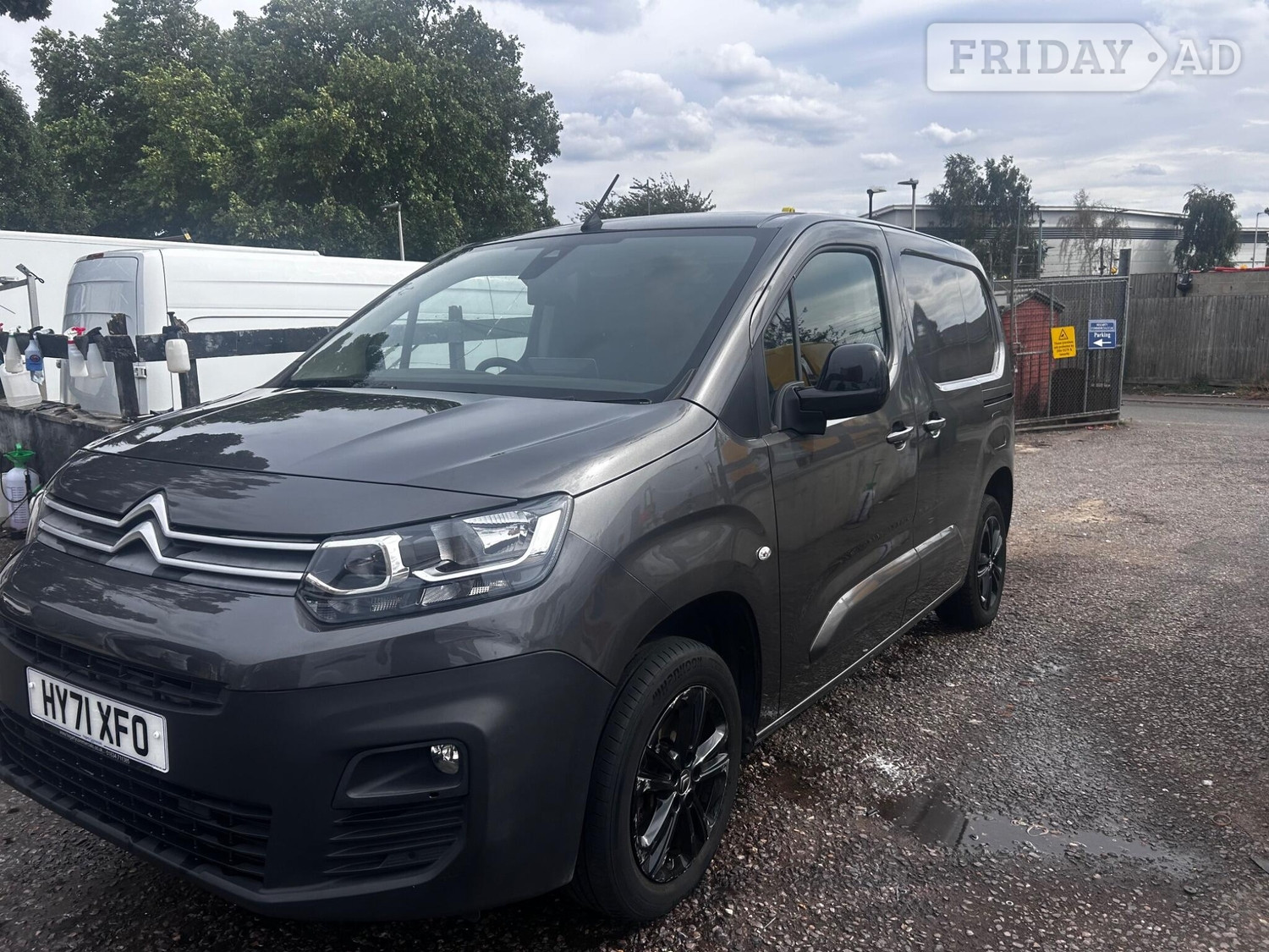 [ berth ]Citroen Berlingo