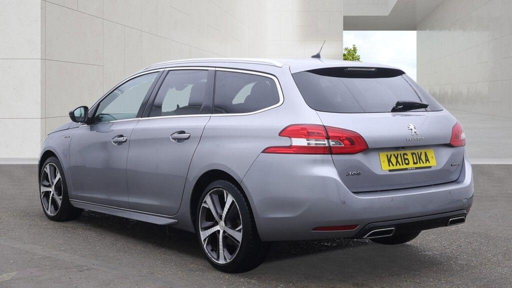 Peugeot 308 SW 2016 - Cars in Winchester