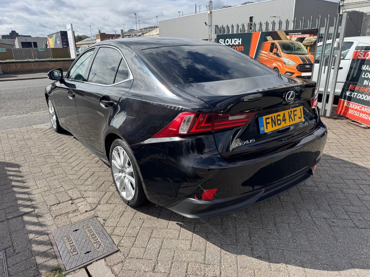 [ berth ]Lexus IS
