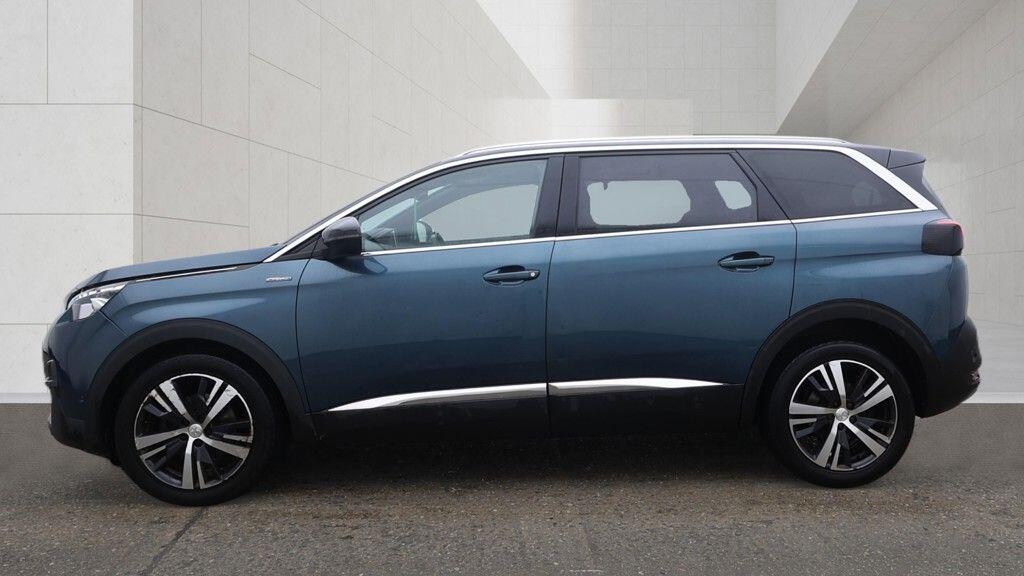 Peugeot 5008 2018 - Cars in Knebworth