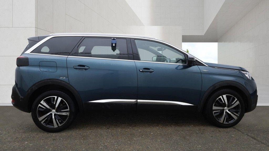 Peugeot 5008 2018 - Cars
