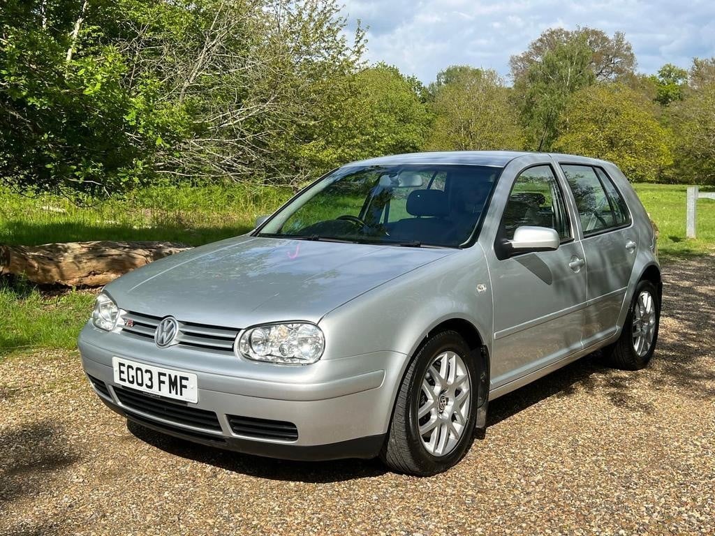Volkswagen Golf 2003 - Cars