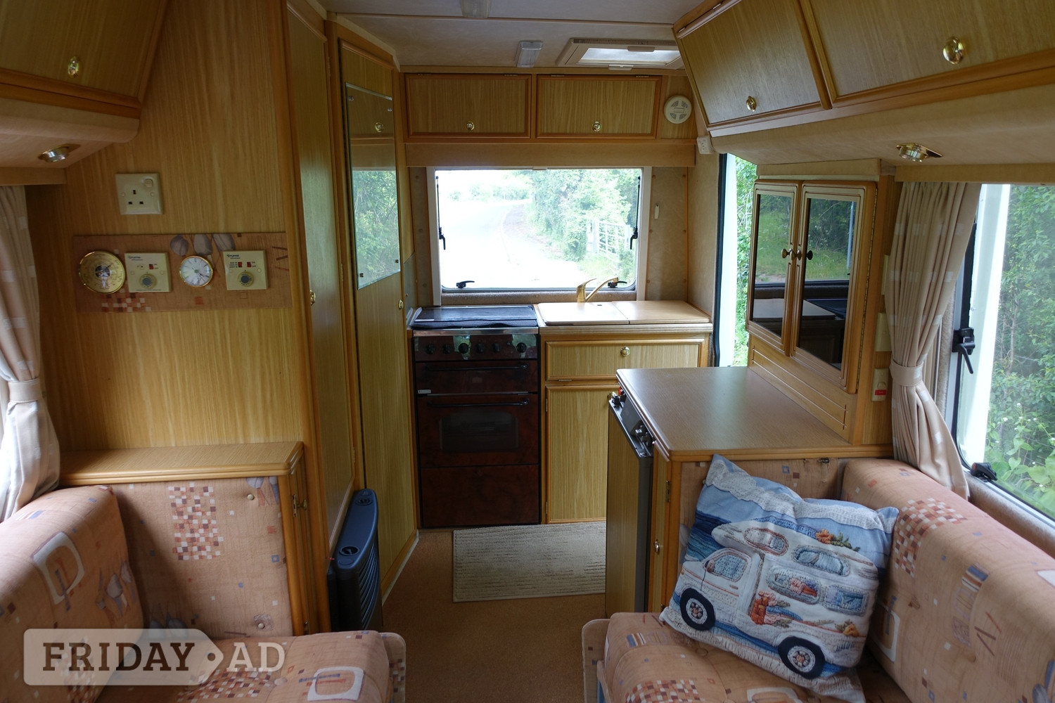 [ berth ]Auto-Sleepers Executive
