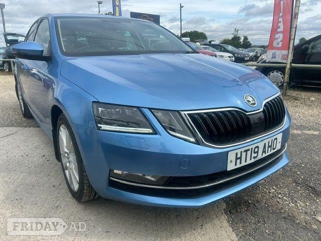 Skoda Octavia 2019 in Burford