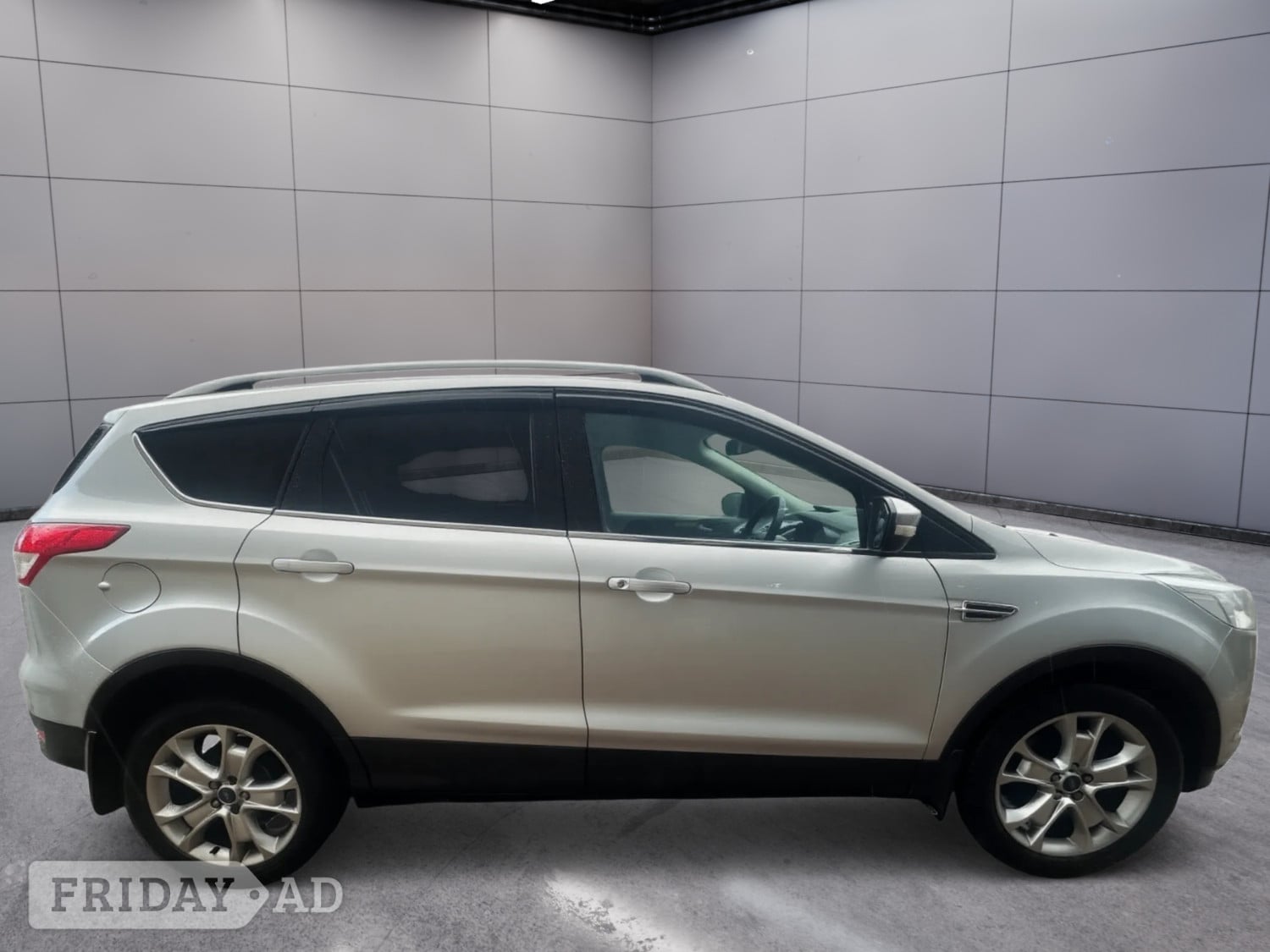 Ford Kuga 2015 - Cars in Broxburn