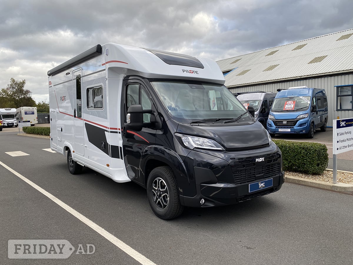 Pilote Pacific P690D Evidence 2026 for sale in Newark