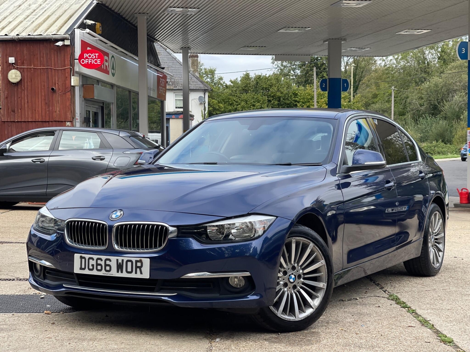 [ berth ]BMW 3 Series