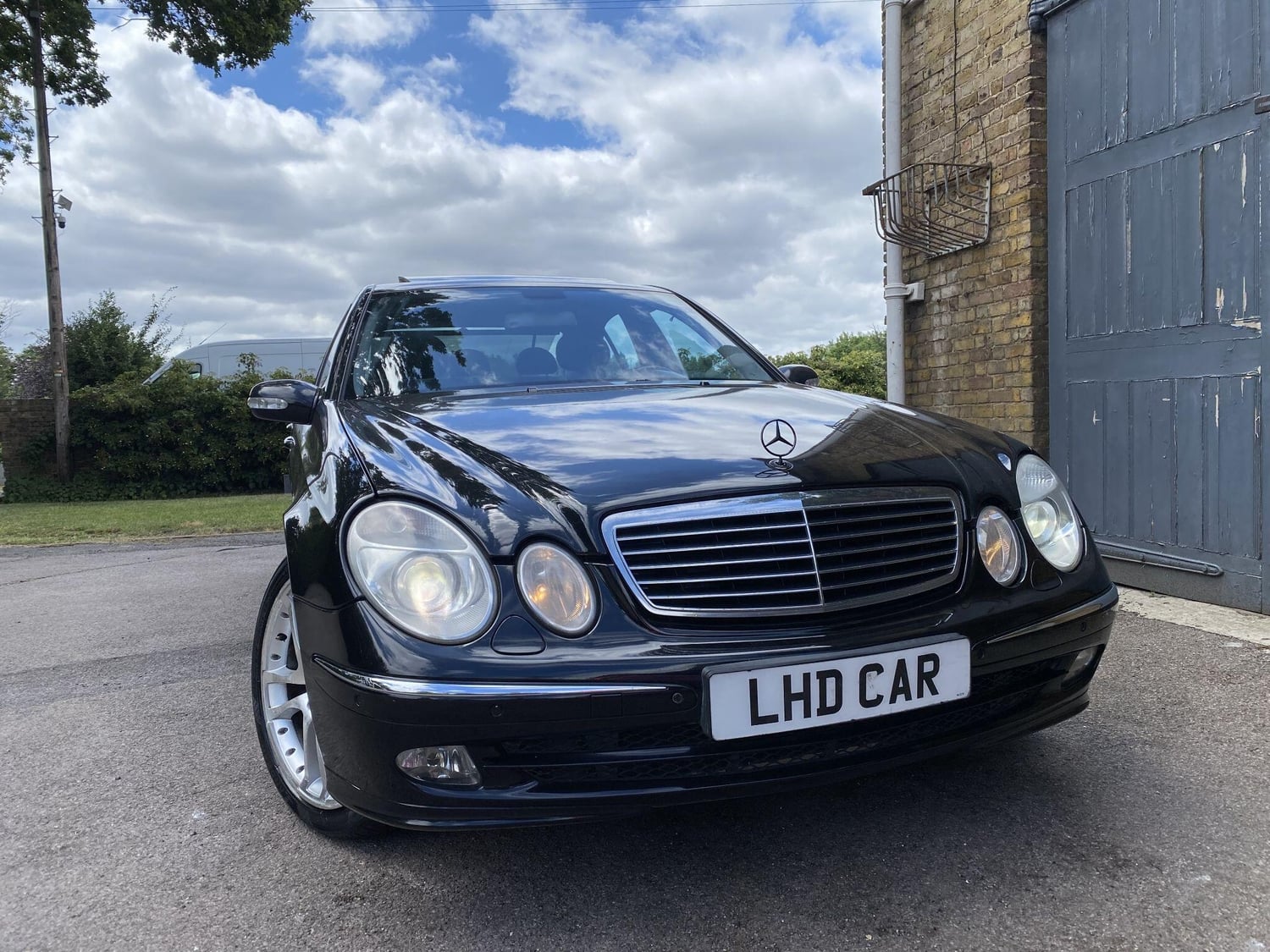 Mercedes-Benz E Class 2005 - Cars