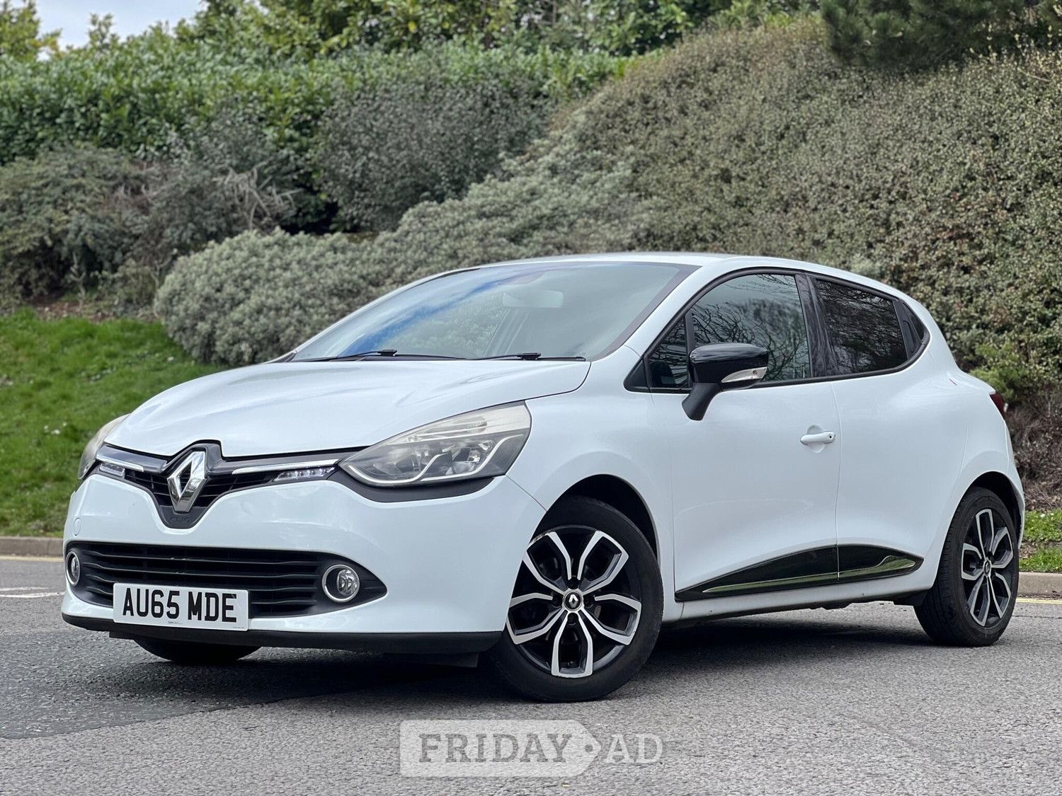 [ berth ]Renault Clio