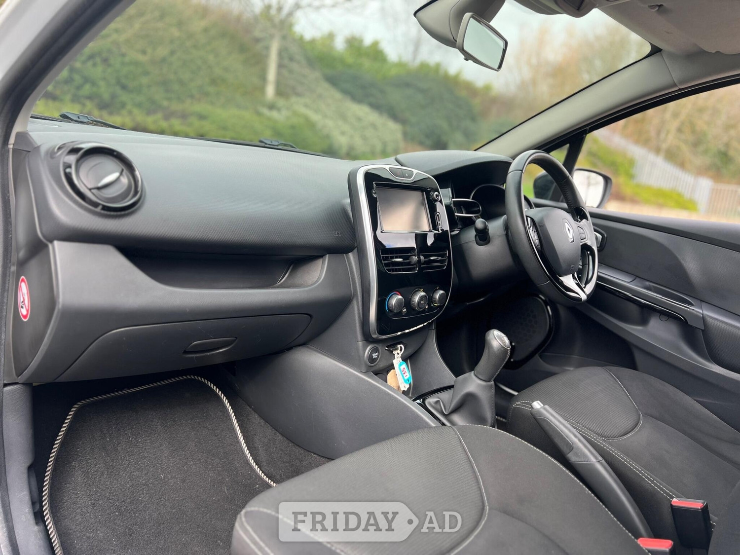 Renault Clio 2015 - Cars in Birmingham