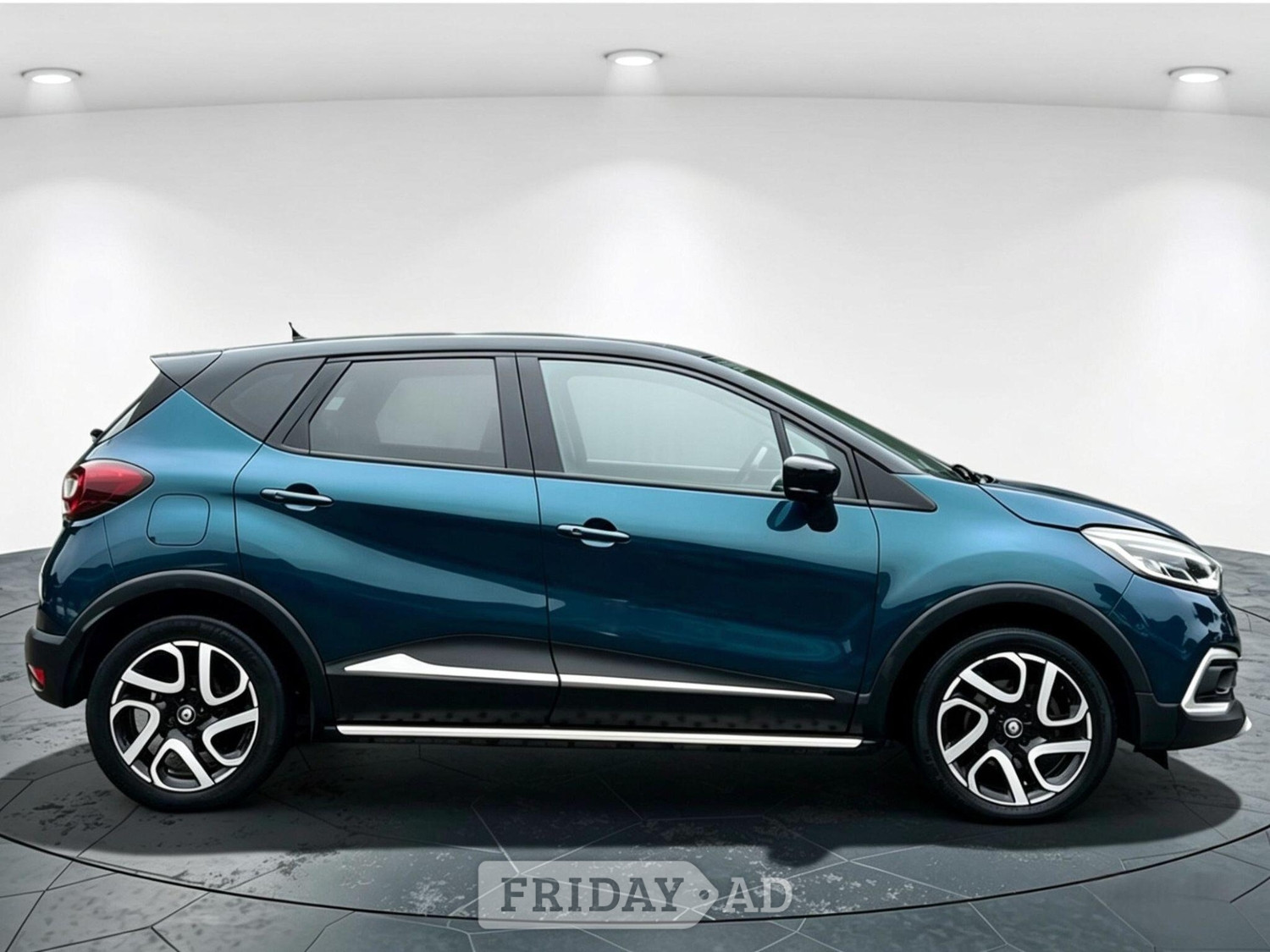 [ berth ]Renault Captur