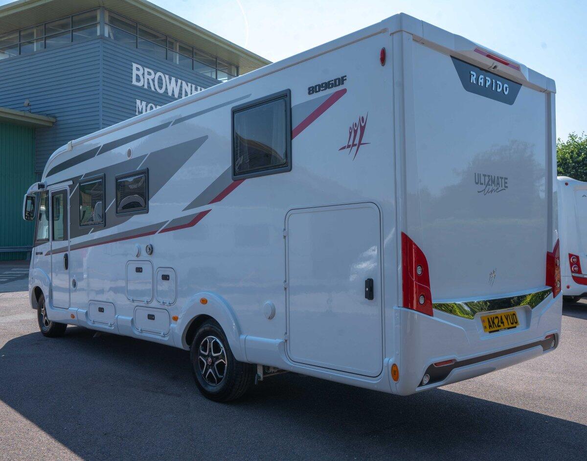 [4 berth ]Rapido 8096DF Ultimate Line 180BHP Auto Fiat 180BHP