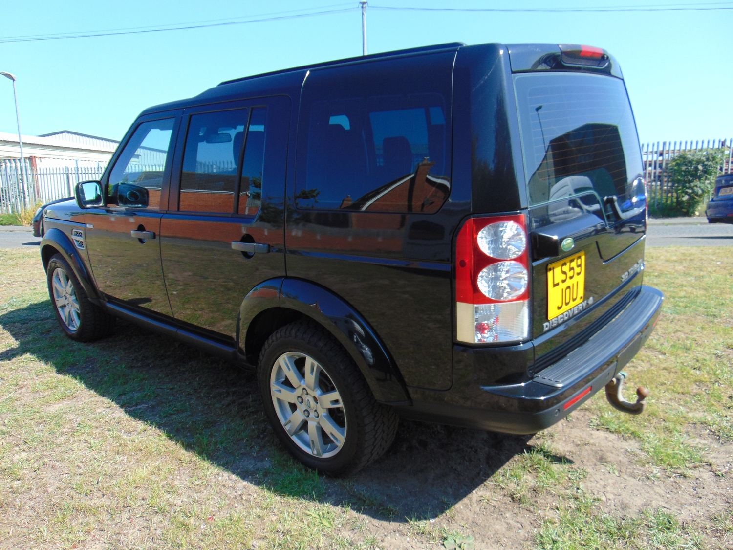 Land Rover Discovery 4 2009 - Cars in Ashington