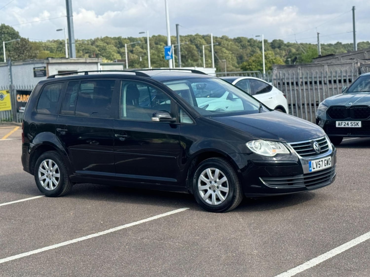 Volkswagen Touran 2007 - Cars