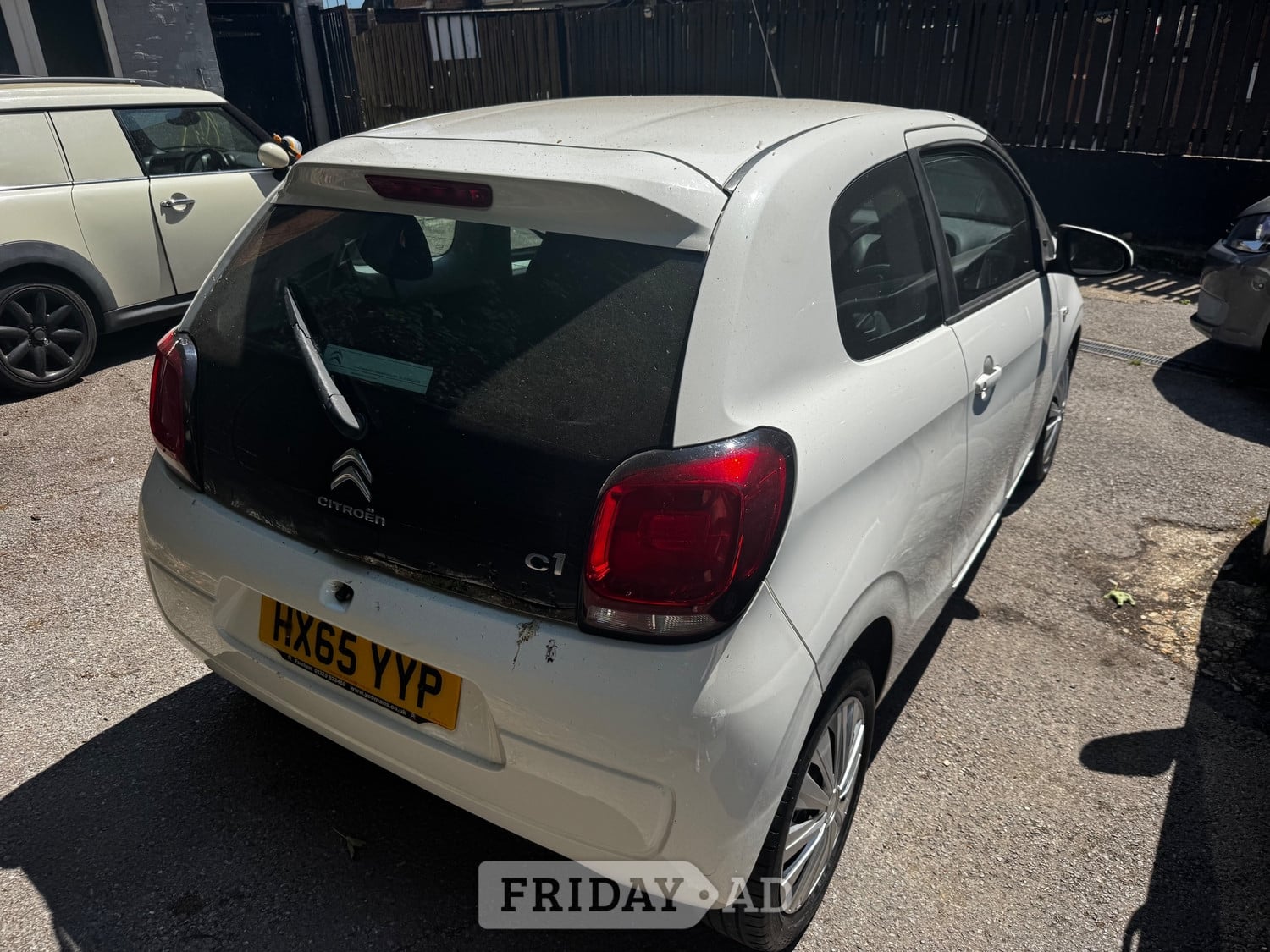 [ berth ]Peugeot 208