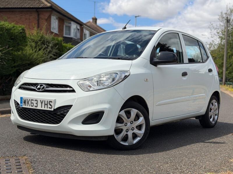 Hyundai i10 2013 - Cars in Luton
