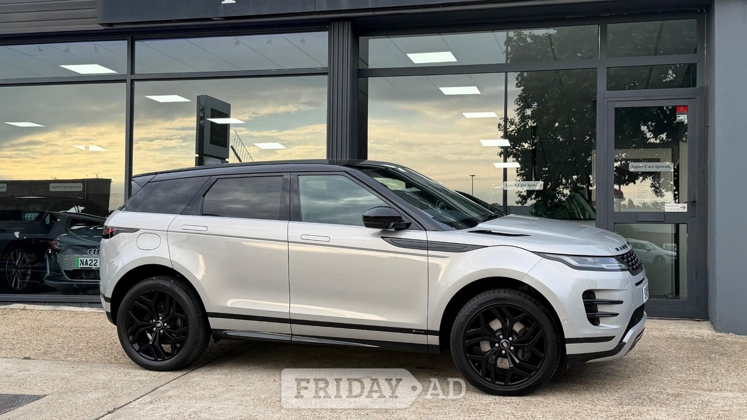 Land Rover Range Rover Evoque 2019 - Cars