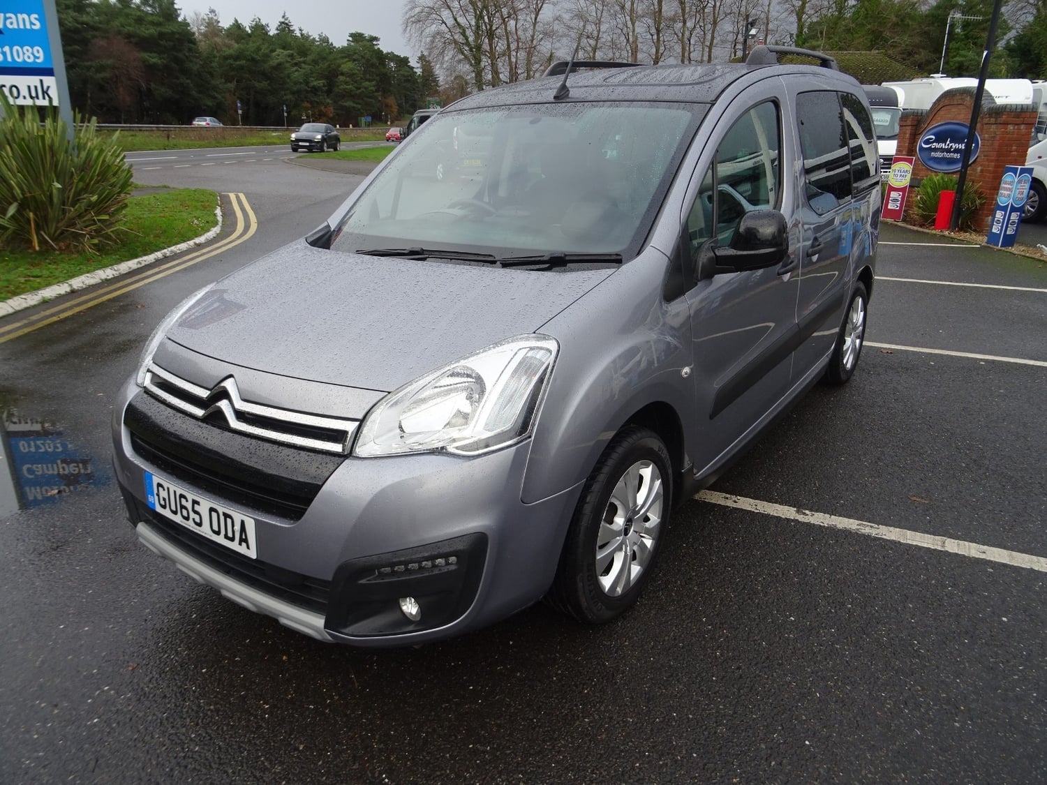 [ berth ]Citroen Berlingo Multispace