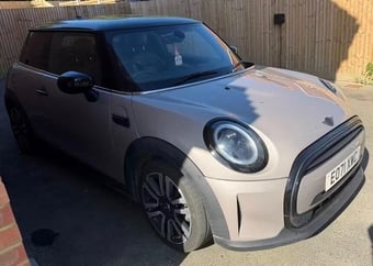 Mini Hatch 2021