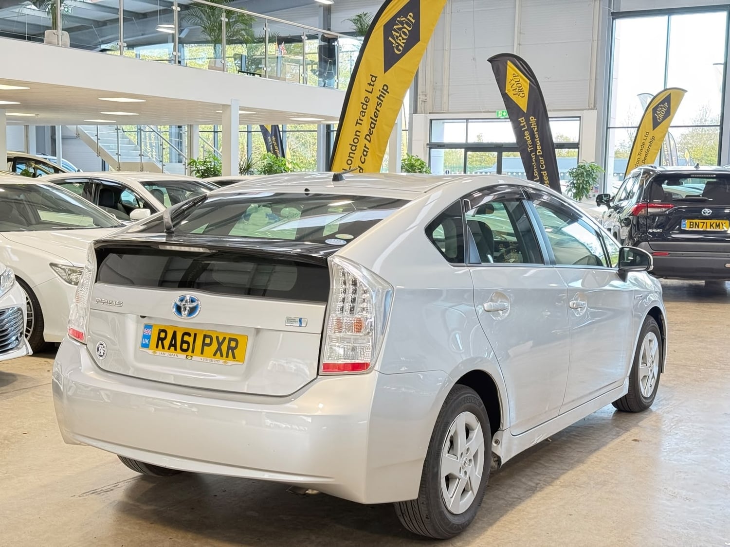 [ berth ]Toyota Prius
