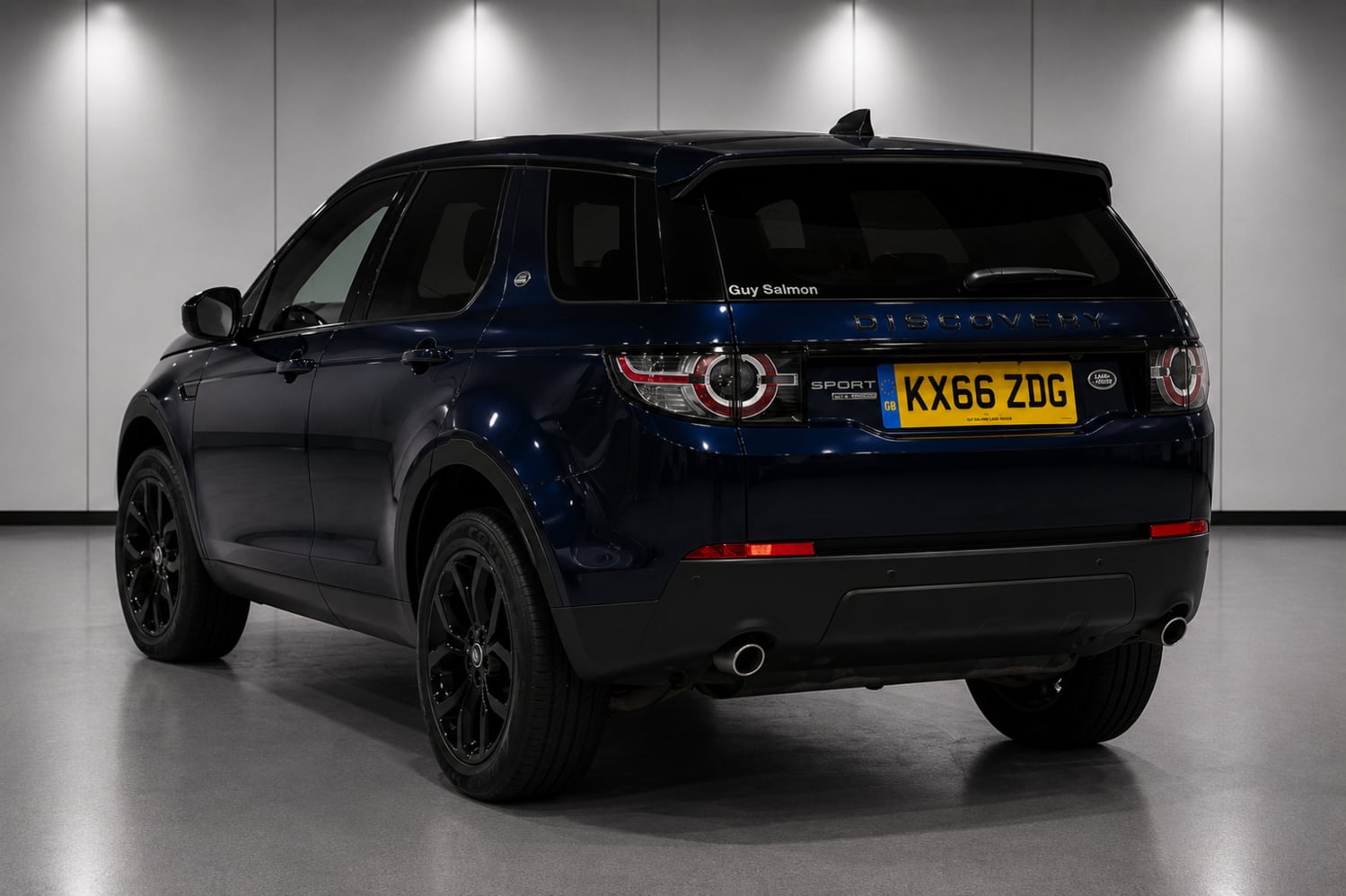 Land Rover Discovery Sport 2016 - Cars in Peterborough