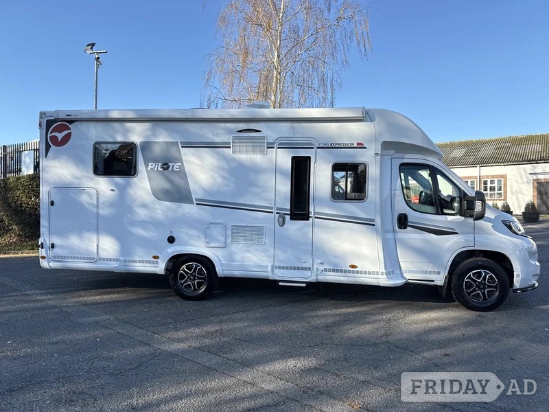 Pilote Pacific P746FC Expression Halstead