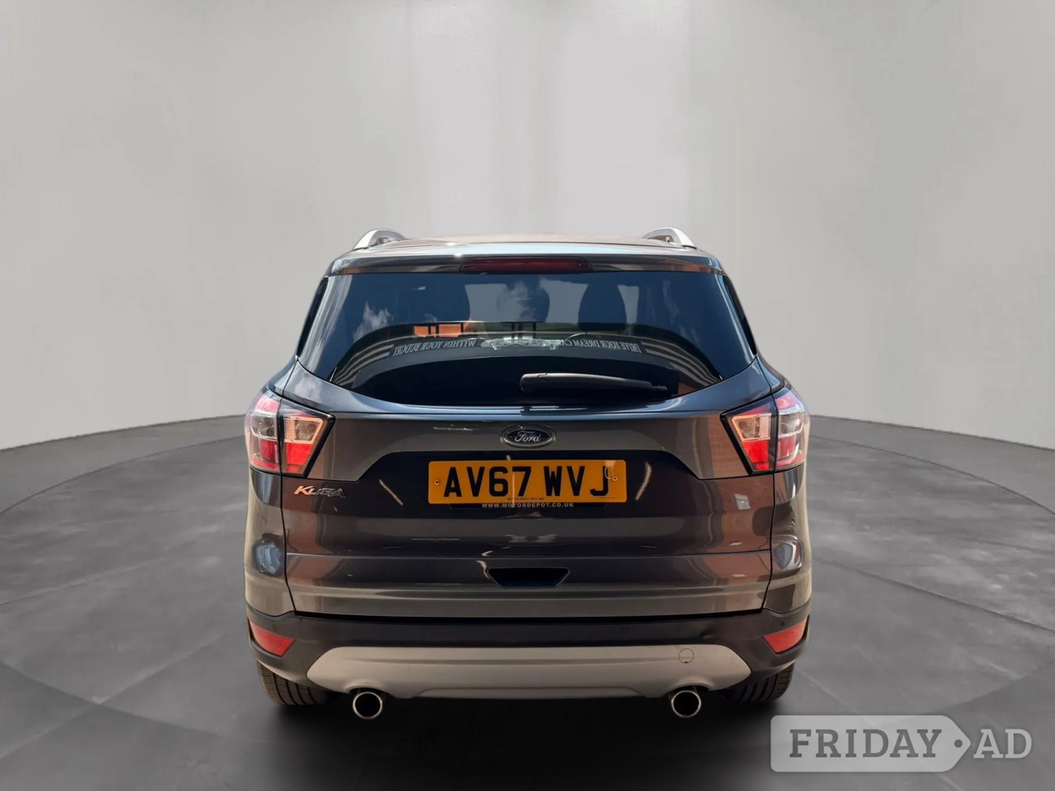 [ berth ]Ford Kuga
