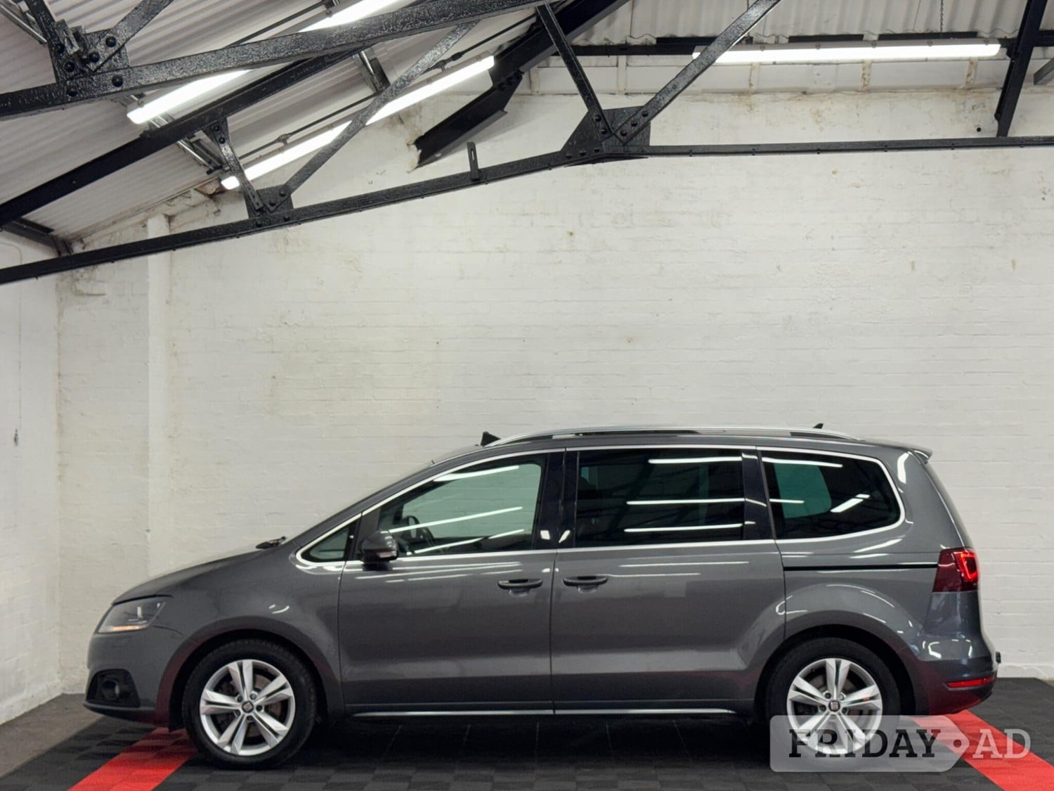 [ berth ]SEAT Alhambra