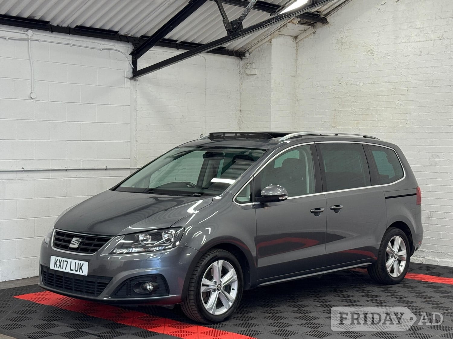 SEAT Alhambra 2017 - Cars