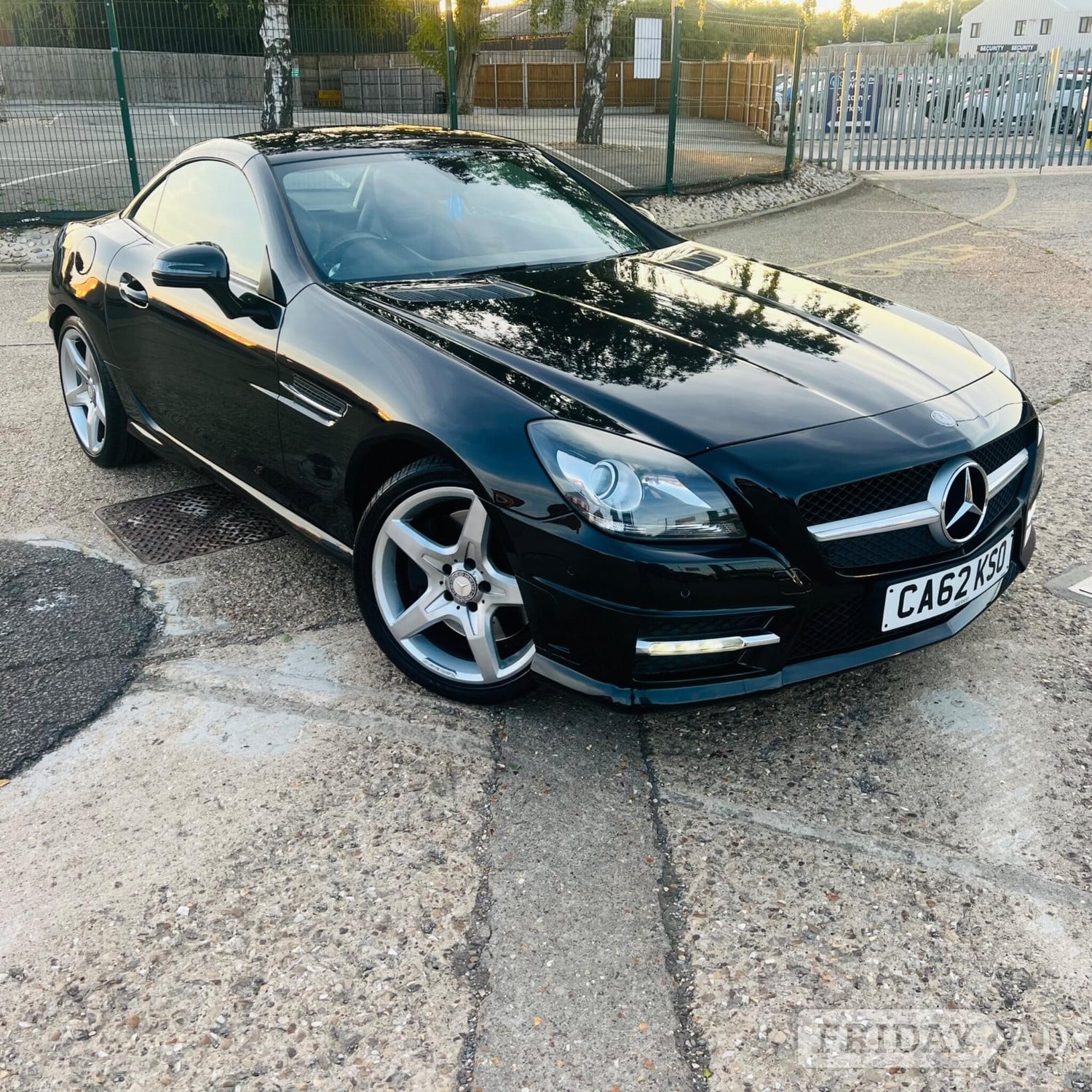 [ berth ]Mercedes-Benz SLK