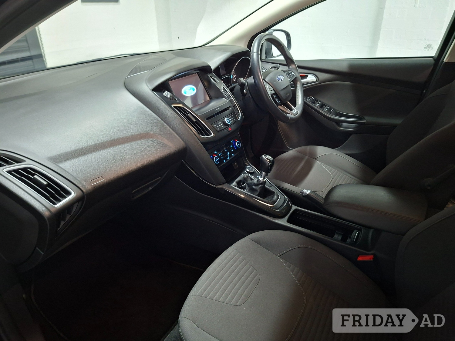 [ berth ]Ford Focus