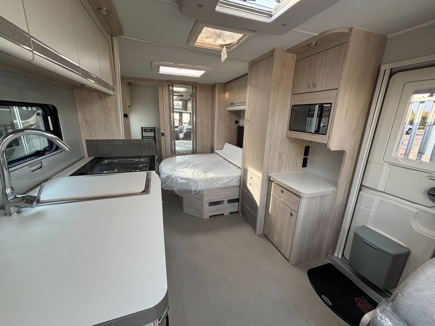 Elddis Crusader 2025 - Motorhomes & Caravans