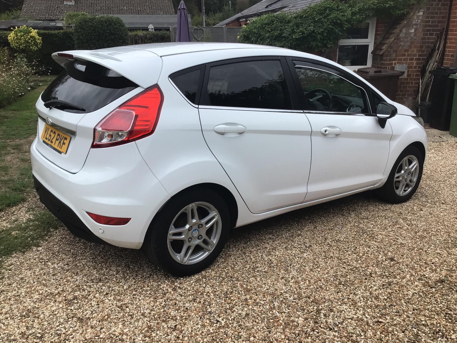 [ berth ]Ford Fiesta