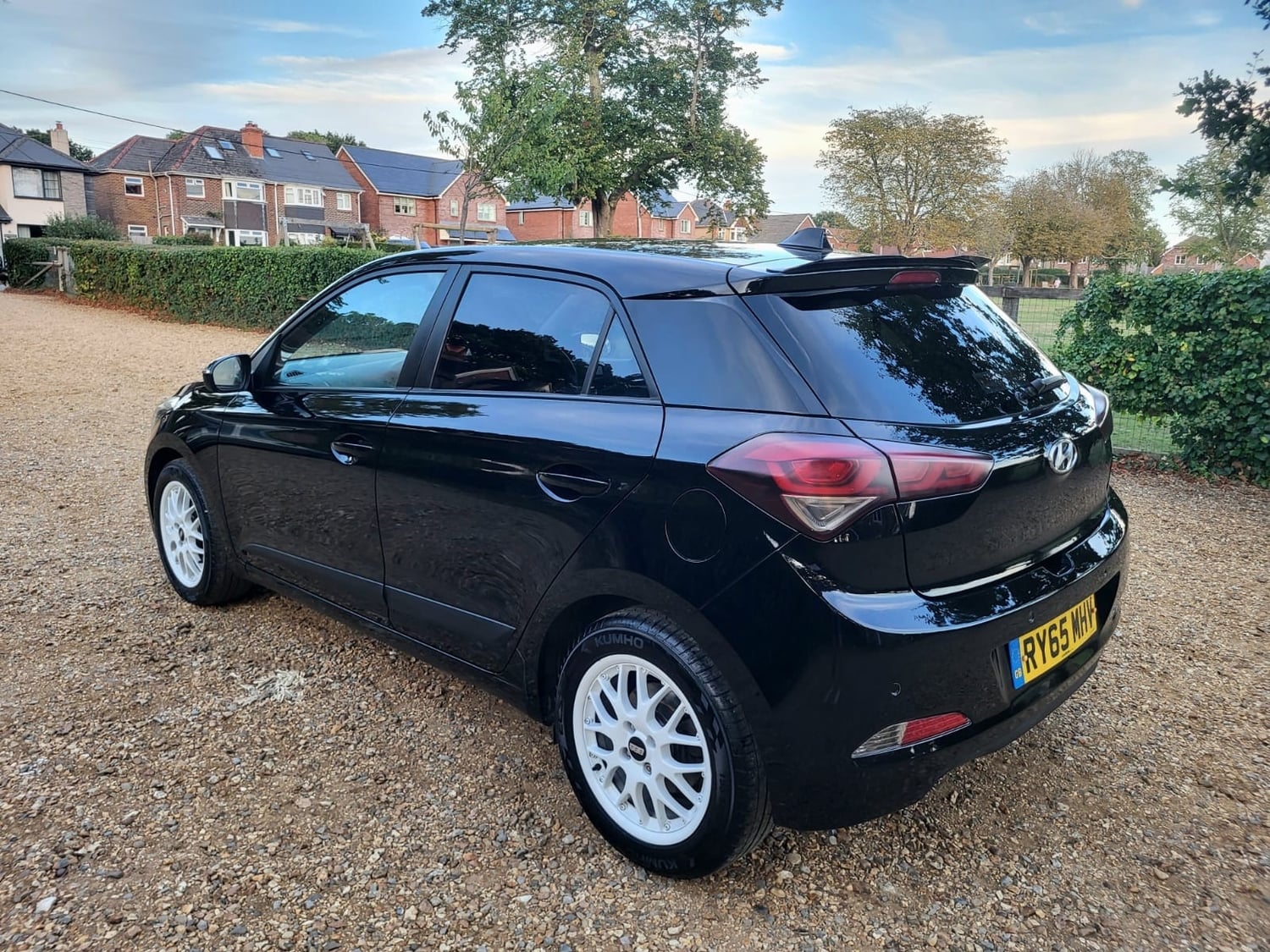 [ berth ]Hyundai i20