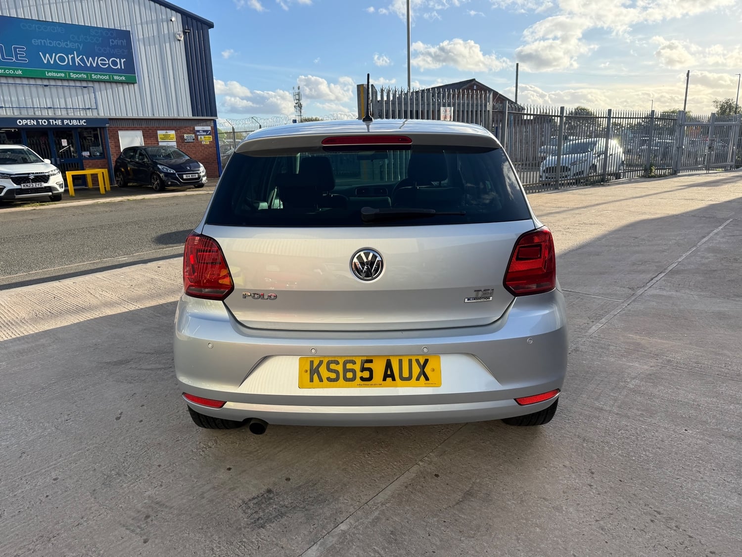 Volkswagen Polo 2016 - Cars in Dudley