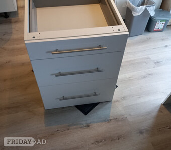 Used ikea kitchen base units x2