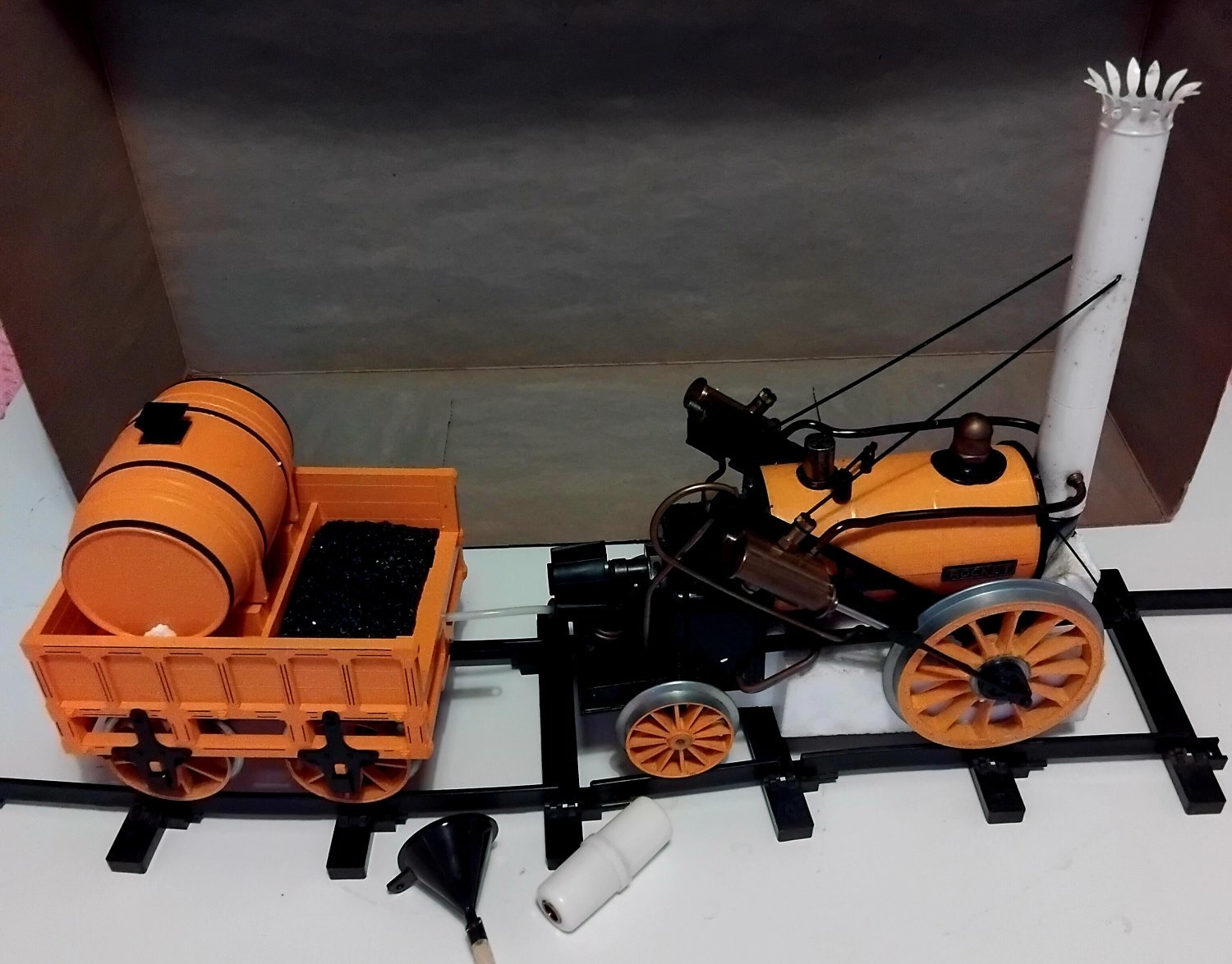 Fareham STEAM LOCO STEPHENSONS ROCKET BOXED (some track gone)USED ONCE