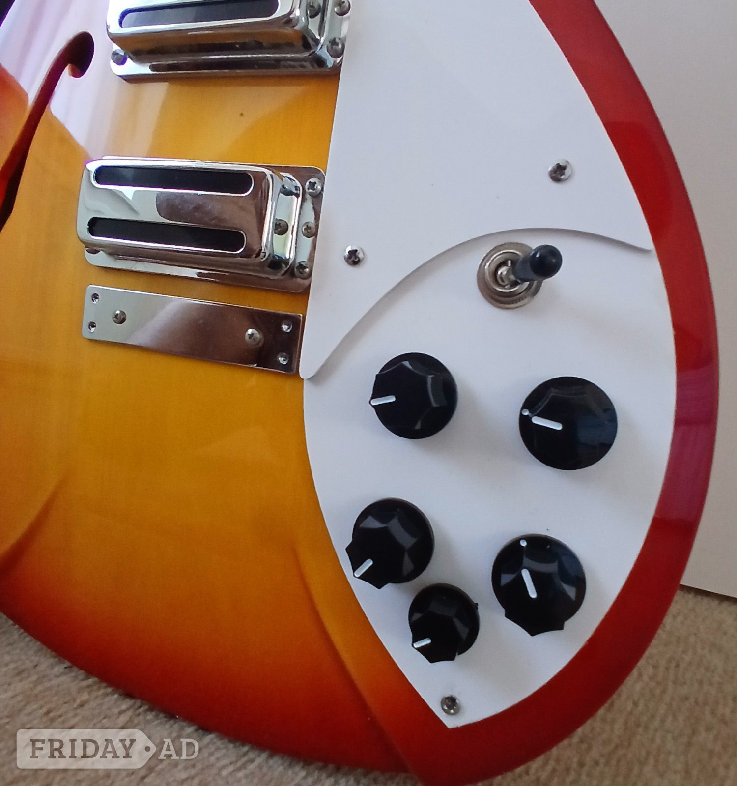 Retro Sunburst electric guitar  - Musical Instruments