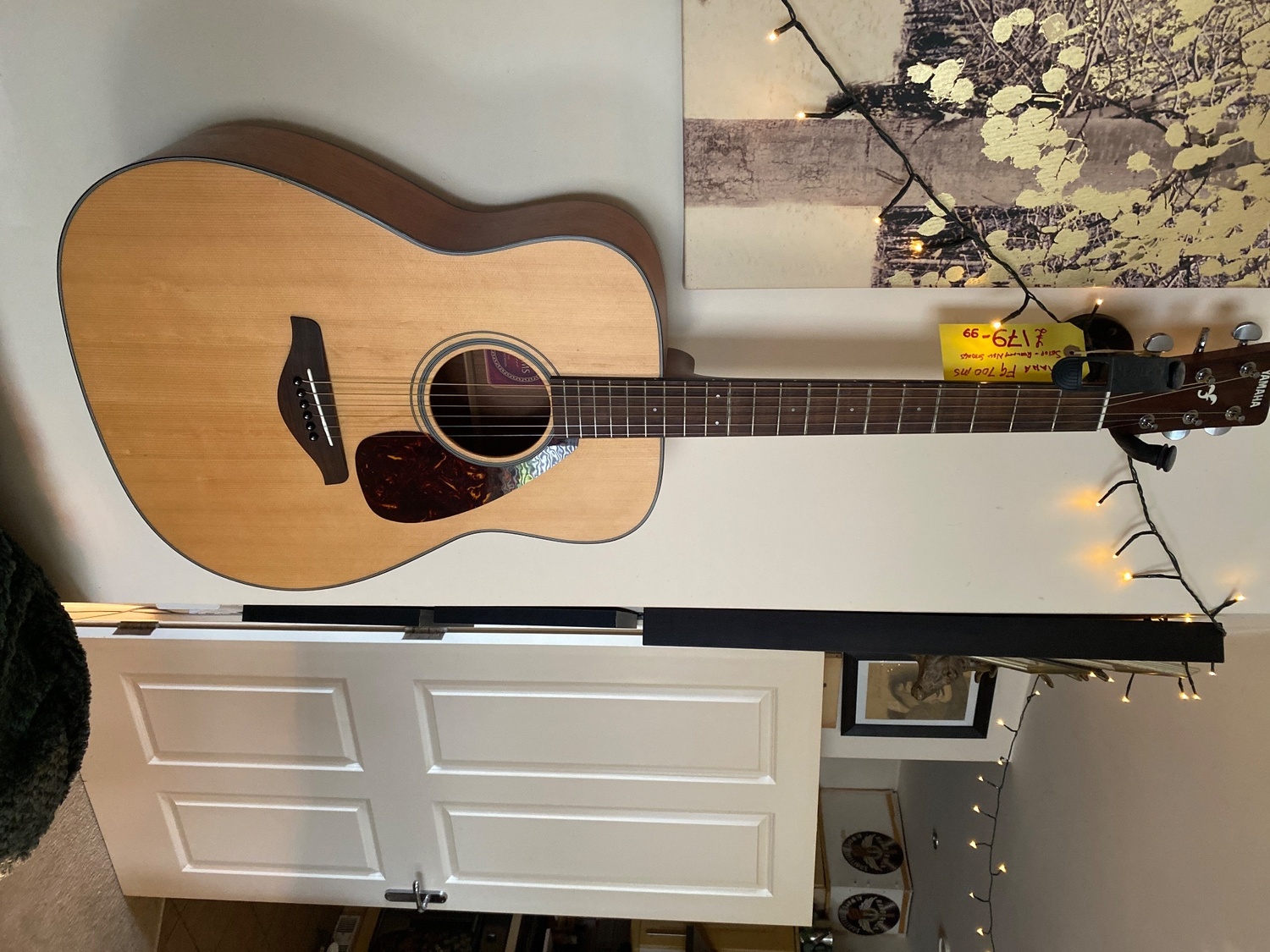 YAMAHA FG 700MS