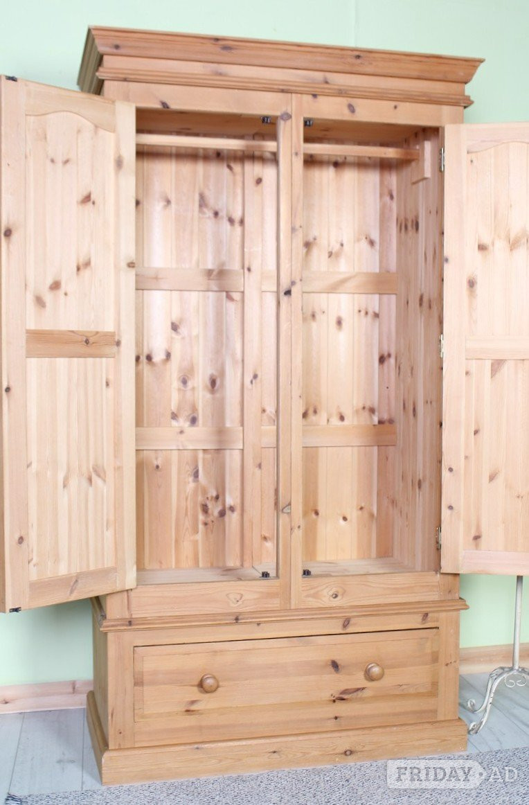 UK Delivery - Quality Made Pine Farmhouse Pine Wardrobe 
