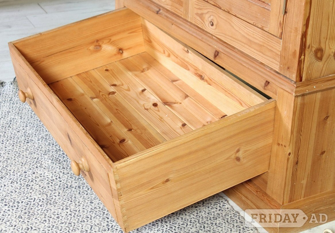 Hailsham UK Delivery - Quality Made Pine Farmhouse Pine Wardrobe 